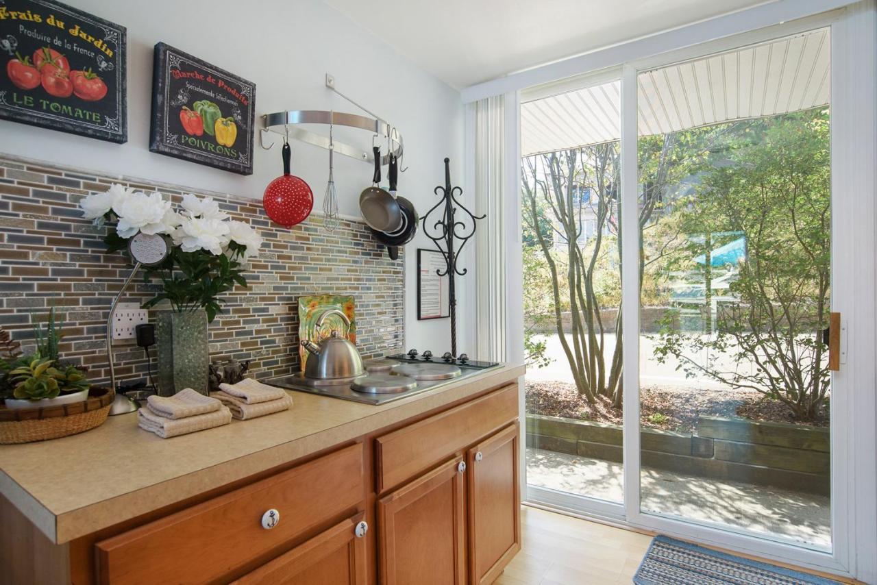 Waterside Suites Saugatuck Bagian luar foto