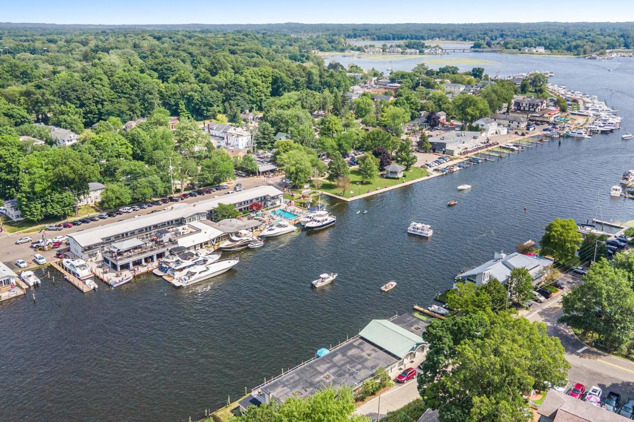 Waterside Suites Saugatuck Ruang foto